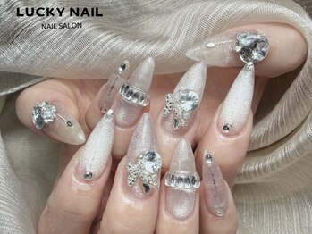 ラッキーネイル(LUCKY NAIL)/