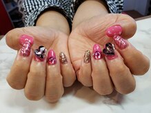 ネイルサロン ラブリーズ 相模大野店(NAIL SALON LOVELLY'S)/ハートのストーンネイル