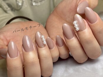 トパーズ 恵比寿(TOPAZ)/パールモチーフ【恵比寿ネイル】