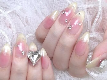 リアンネイル(lian nail)の写真/可愛さをぎゅっと詰め込んだとっておきネイル☆ときめきパーツにきゅん♪可愛さの魔法をあなたに・・・☆