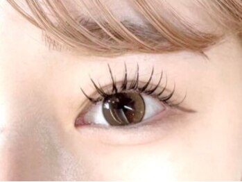 リナータ 渋谷本店(Rinata)の写真/下がりまつ毛でお悩みの方に！汗や湿気が多い季節でもぱっちり☆次世代Lカール&アップワードラッシュ導入！