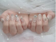 ブリー(Brille)/バレンタインネイル