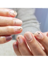 華やかベージュネイル☆