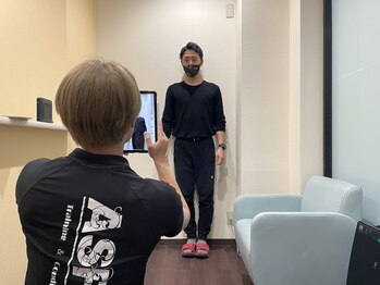 アスフィット 上野店(ASFiT)/AIを使った姿勢分析♪