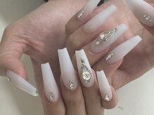 イビズ 新宿店(eviz)/スカルプホワイトネイル