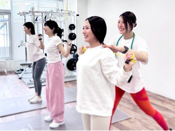 居留地フィットネス 神戸三宮スタジオの写真/【今こそ全身引き締め】セミパーソナル&マットピラティスで楽しくトレーニング☆代謝を上げてダイエット♪