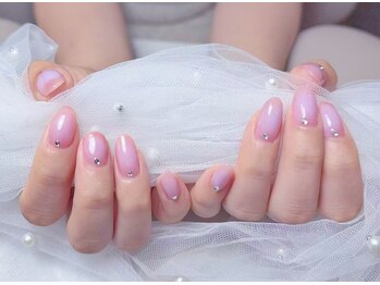 ルノリア(LUNORIA)/チークネイル ストーン10粒