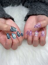 センスネイル(Sense nail)/キティ×ゼブラ