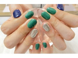 色味にこだわりワンカラーネイル