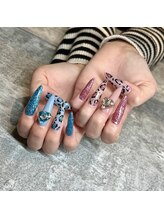 ダリア(Dahlia)/ヒョウ柄ネイル