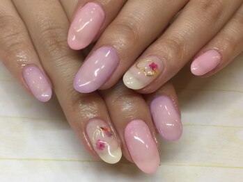 ジュアール(JuAR)/押し花ネイル