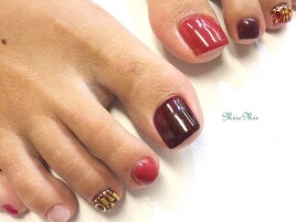 アシンメトリーフットネイル