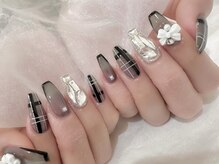 ラビィ(Raviy)/チェックネイル