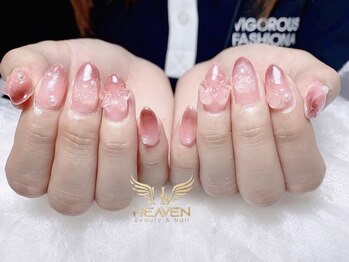 ヘブンビューティー(HEAVEN Beauty)の写真/【韓国×日本トレンド】デートや特別な日にぴったり♪モテ可愛いネイルで印象アップ