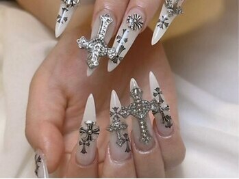 Monica nail salon 北千住の写真/お得なやり放題コースご用意あり◎シンプルネイルより少し贅沢に!華やかデザインで指先を美しく…♪