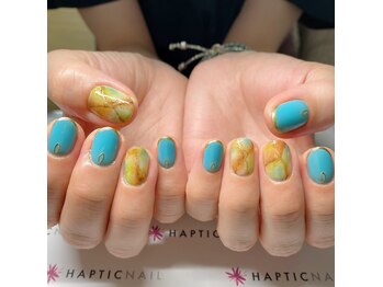 ハプティック/天然石風ネイルアート