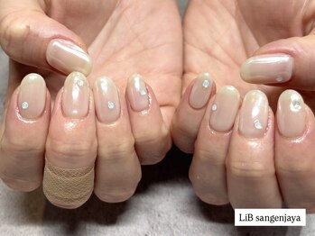 リブ 三軒茶屋(LiB)/ホワイトミラーネイル
