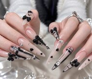 バイムーンサロン(By Moon Salon)