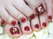 ネイルサロン 爪吉/大人上品なフットネイル♪