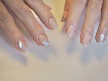 ネイルアンドまつげエクステ専門サロン スリー(THREE)/初回アートコース￥8250