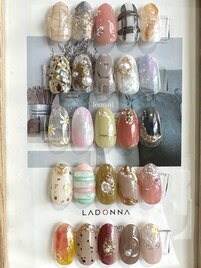 ハンドネイルアート2本付き