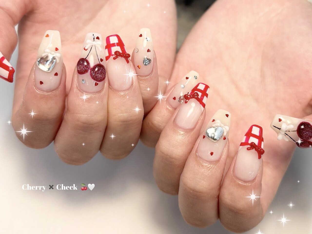 2026年冬トレンド】さくらんぼのネイルデザイン集｜人気順｜6ページ目