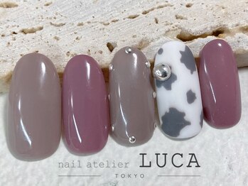 ネイルアトリエルカ(nail atelier LUCA)/W-410 大人可愛いカウネイル