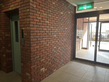 サロン ド アダルジーザ(salon do Adalgisa)/エレベーターで4Fにお進み下さい