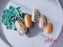 ネイルサロン アビー グランデュオ蒲田店(abbie)/ベージュ×ゴールド◇￥12089