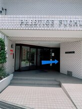 エムリシェ(M.riche)/サロンまでの道のり（7）