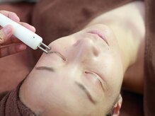 ブリエ/美容皮膚科監修エステ美顔導入器