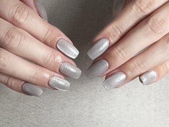 フゥ 自由が丘(Huu)の写真/大人女性の洗練された指先を叶える♪ナチュラルが好き/派手カラーにできないからこそ際立つシンプルネイル