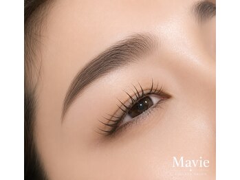 マヴィ(Mavie)の写真/【美眉WAX￥3500】眉で顔は変わる。骨格×毛並みを見極める精密デザインで、自信の持てる垢抜け目元へ！