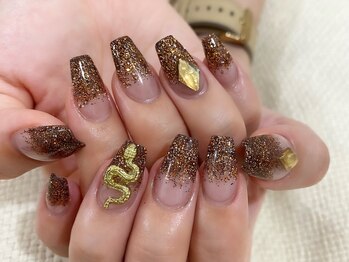 ネイビー(Naivy)/