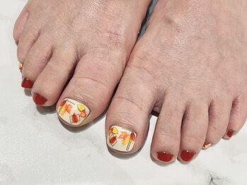 フット紅葉ネイル