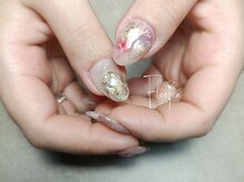 フローフェン(Floofen)/桜色ニュアンス