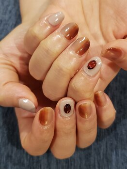 ネイルサロン リスタ(Rista)/縦グラデ 茶 