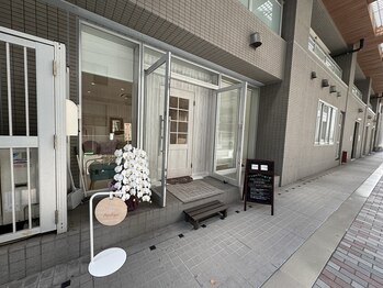 ヒパヒパ(Hipahipa!)/☆店舗入口こちらです☆