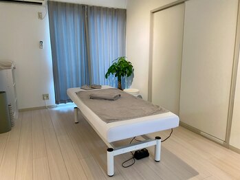 カピリナ(KaPilina)の写真/【国家資格保持】美容整体/骨盤矯正/姿勢矯正/小顔矯正etc,美容効果を狙った施術で見た目の変化も実感◎