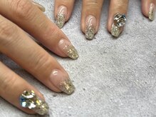 ネイルサロン北野坂/ラメグラ　Vカット