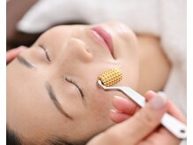 スリー治療院 伏見桃山(THREE治療院)/【コロコロ優しくあげる】美容鍼