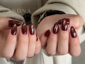 アンドナ バイ ケディット(ANDNA by KEDIT)の写真/当店自慢の極上肌馴染みカラーに繊細な大人ニュアンスアートで思わず見惚れる指先かなえます♪