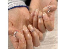 ハイネイルアンドラッシーズ(Hi! Nails&Lashes)の雰囲気（パーツもたくさん用意しております♪）