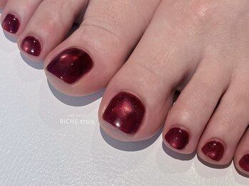 リッシュ トロワ(RICHE trois)/マグネットフットネイル