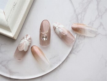 ネイル スパ ココプラス(Nail spa Cocoplus)/大人可愛いブライダルネイル