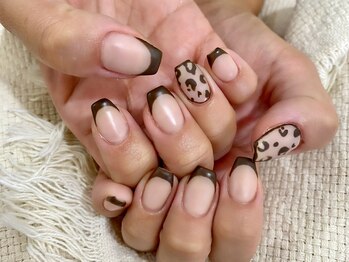 ネイビー(Naivy)/