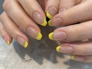 黄色フレンチネイル