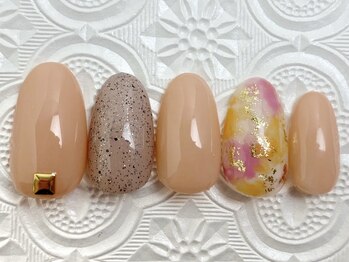 タフィーネイル 宜野湾コンベンションシティ店(TaffyNail)/Bコースデザイン 5590円