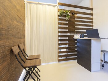 かえで鍼灸整体院/待合室