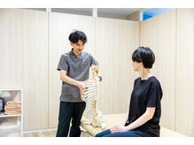 NECカラダケアの雰囲気（一人ひとりの不調原因をしっかり分析・ご説明）